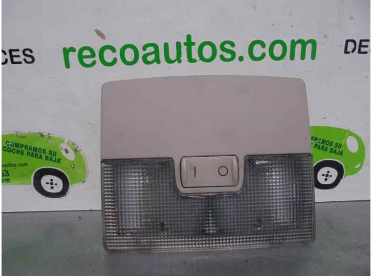 Recambio de luz interior para audi a6 c5 avant (4b5, 4b6) 2.5 tdi referencia OEM IAM 4B0947105 TRASERA