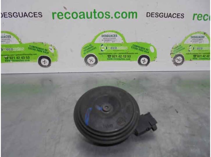 Recambio de claxon para suzuki swift iii (mz, ez) 1.3 ddis (rs 413d) referencia OEM IAM 3850063J00000