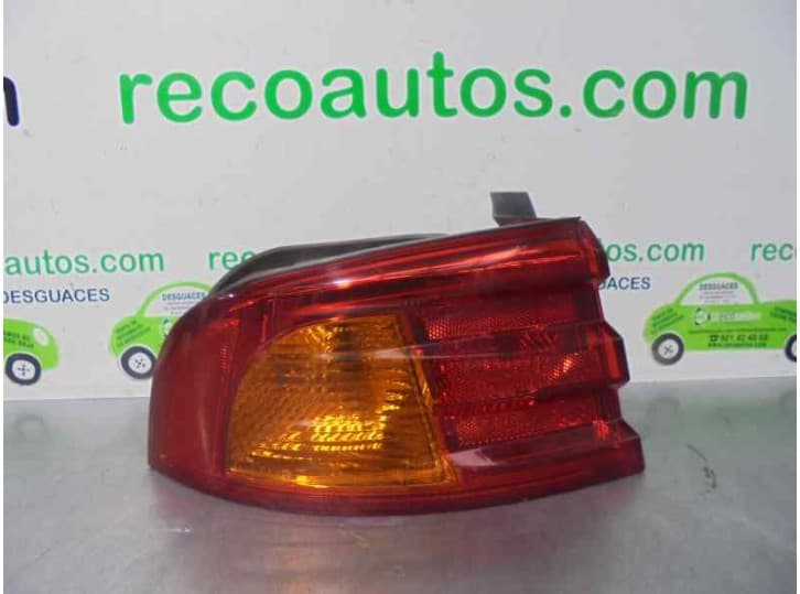 Recambio de piloto trasero izquierdo para kia magentis i (gd, ms) 2.0 referencia OEM IAM 924103C011