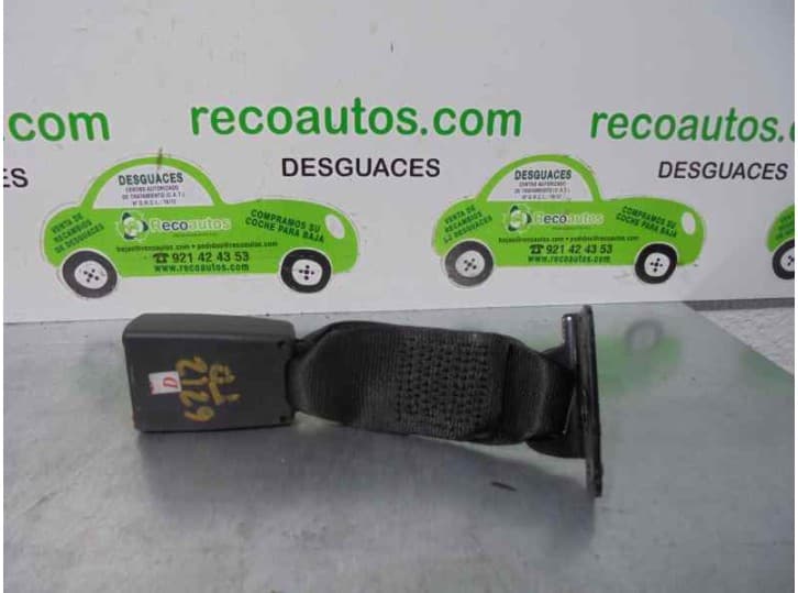 Recambio de enganche cinturon trasero derecho para fiat stilo (192_) 1.9 d multijet referencia OEM IAM 33058434 33058434 5 PUERT