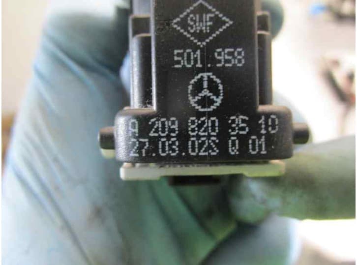 Recambio de mando elevalunas trasero derecho para mercedes-benz clk (c209) clk 240 (209.361) referencia OEM IAM A209820510