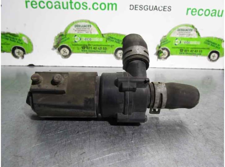 Recambio de bomba agua para opel vectra b (j96) 1.7 td (f19) referencia OEM IAM 90448286 0392020034 BOSCH