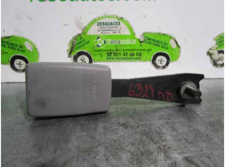 Recambio de enganche cinturon delantero derecho para mazda xedos 9 (ta) 2.5 v6 (ta5p) referencia OEM IAM G3636 4 PUERTAS