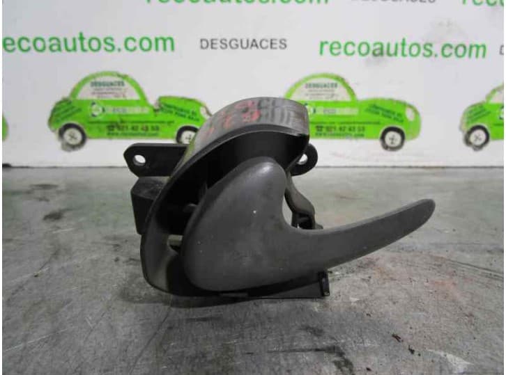 Recambio de maneta interior delantera izquierda para mercedes-benz sprinter 4-t caja/chasis (b904) 411 cdi referencia OEM IAM 60