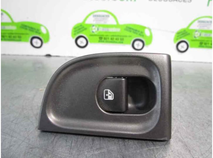 Recambio de mando elevalunas trasero derecho para lancia thesis (841_) 2.4 jtd (841axd1b02) referencia OEM IAM 156029340 A223