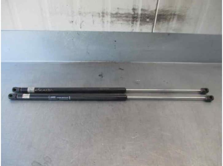 Recambio de amortiguadores maletero / porton para nissan trade furgoneta 2.0 d referencia OEM IAM