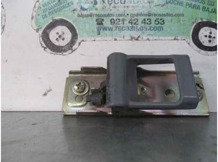 Recambio de maneta interior delantera derecha para nissan patrol (k/w160) 2.8 referencia OEM IAM