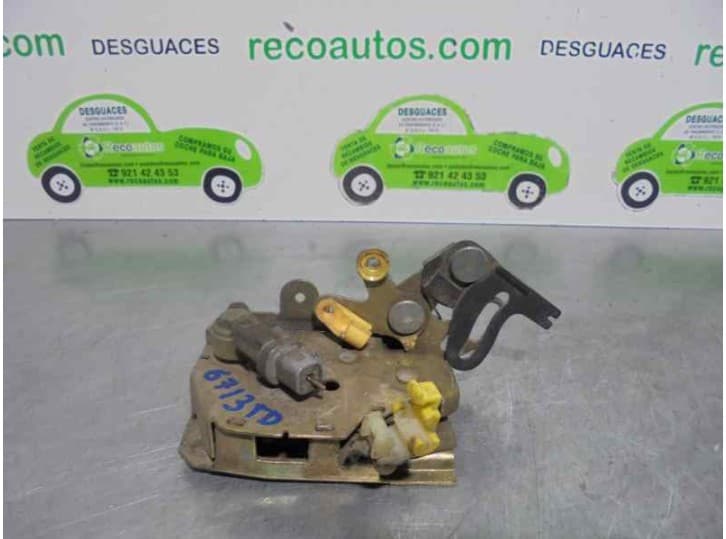 Recambio de cerradura puerta trasera derecha para ford explorer 4.0 v6 cat referencia OEM IAM 4843889 5 PUERTAS