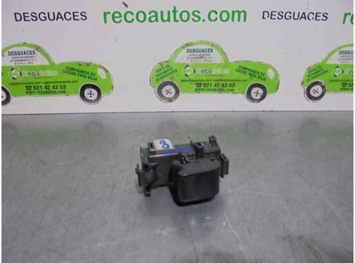 Recambio de mando elevalunas delantero derecho para toyota yaris (_p9_) 1.3 vvt-i (scp90_) referencia OEM IAM 742310D090