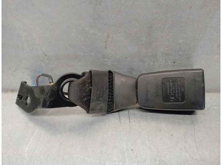 Recambio de enganche cinturon trasero derecho para mercedes-benz clase c t-model (s205) c 220 bluetec / d (205.204) referencia O