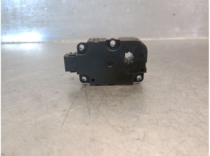 Recambio de motor apertura trampillas climatizador para audi a6 c7 (4g2, 4gc) 3.0 tdi quattro referencia OEM IAM CZ1139300857 D
