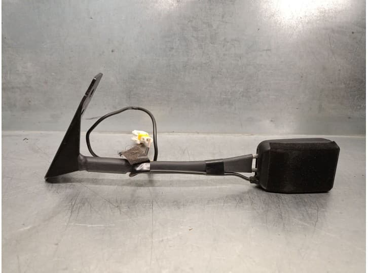 Recambio de enganche cinturon delantero derecho para peugeot 308 cc (4b_) 1.6 16v referencia OEM IAM 8975FY 8975FY