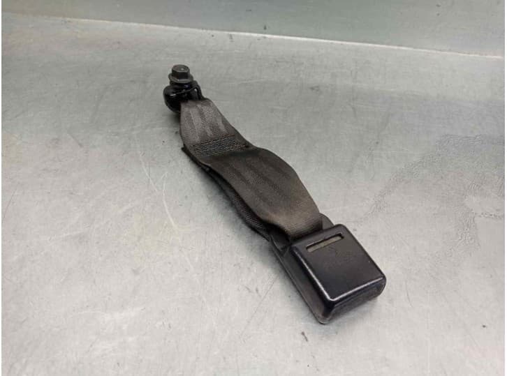 Recambio de enganche cinturon trasero central para hyundai ix20 (jc) 1.4 crdi referencia OEM IAM TRA CENTRAL 5 PUERTAS