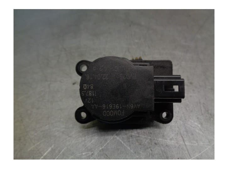 Recambio de motor apertura trampillas climatizador para ford focus iii turnier 1.5 tdci referencia OEM IAM AV6N19E616AA