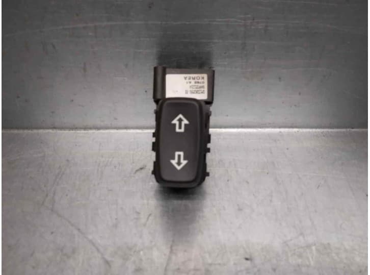 Recambio de interruptor para opel insignia a (g09) 2.0 cdti (68) referencia OEM IAM 13282592