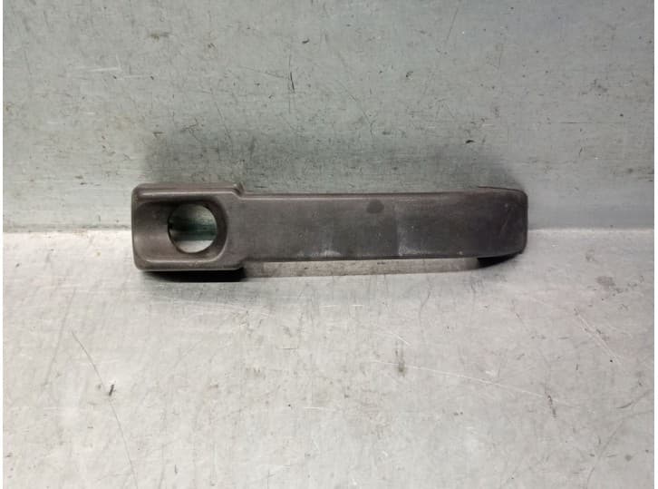 Recambio de maneta exterior delantera derecha para renault trafic furgoneta (t_, p_, v_) 2.5 d referencia OEM IAM 7704001538 770