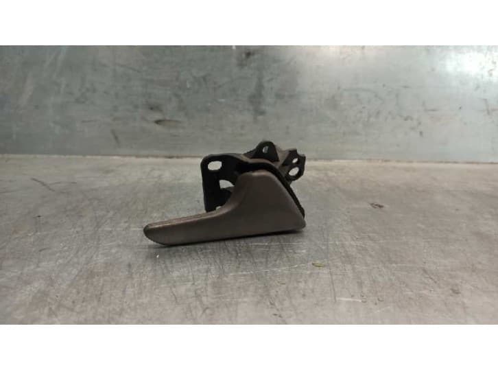 Recambio de maneta interior delantera derecha para volkswagen crafter 30-50 furgoneta (2e_) 2.0 tdi referencia OEM IAM A90676002