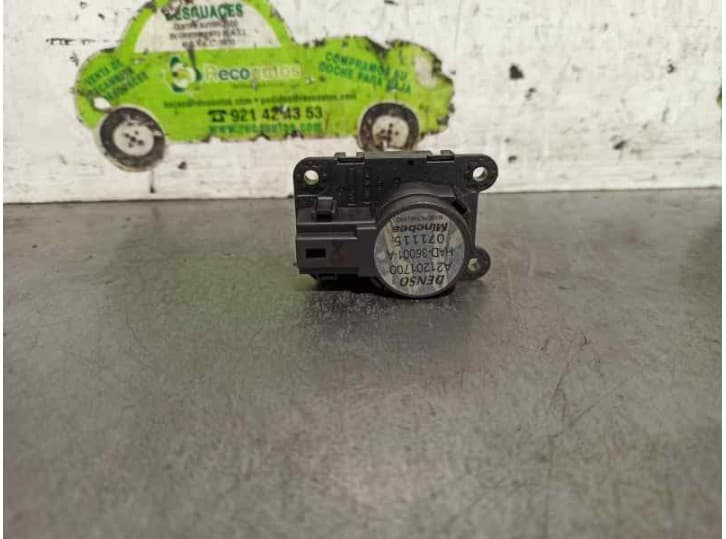 Recambio de motor calefaccion para opel movano b furgoneta (x62) 2.3 cdti fwd (fv) referencia OEM IAM 173830100 A21201700 DENSO