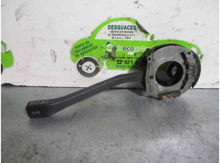 Recambio de mando luces para volkswagen polo classic (86c, 80) 1.3 cat referencia OEM IAM 321953503F KLS85