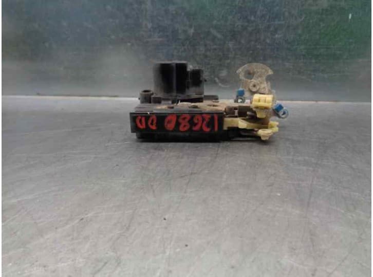 Recambio de cerradura puerta delantera derecha para daewoo nubira sedán (j100) 1.6 16v referencia OEM IAM 2 PINES 4 PUERTAS