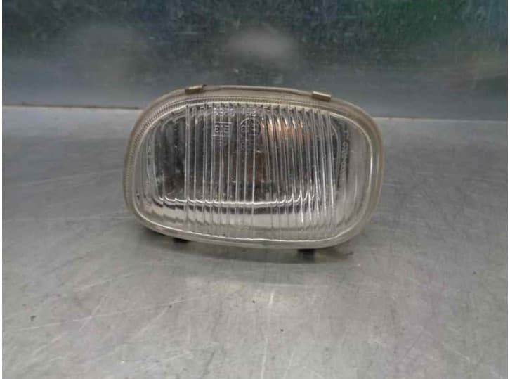 Recambio de faro antiniebla izquierdo para daewoo nubira sedán (j100) 1.6 16v referencia OEM IAM 96226036