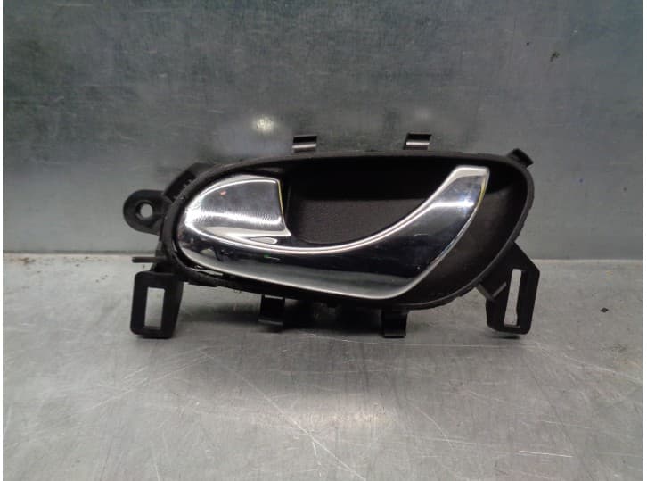 Recambio de maneta interior trasera izquierda para renault kadjar (ha_, hl_) 1.2 tce 130 referencia OEM IAM 806714EA
