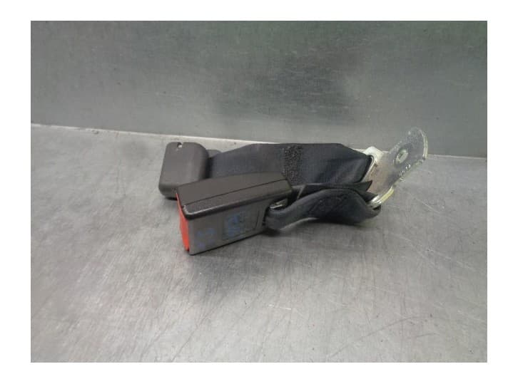 Recambio de enganche cinturon trasero izquierdo para mitsubishi asx (ga_w_) 1.6 mivec (ga1w) referencia OEM IAM 7000B449XA TRAS