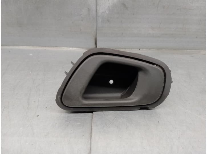 Recambio de maneta interior delantera izquierda para chevrolet spark (m300) 1.2 referencia OEM IAM 95215839 5 PUERTAS
