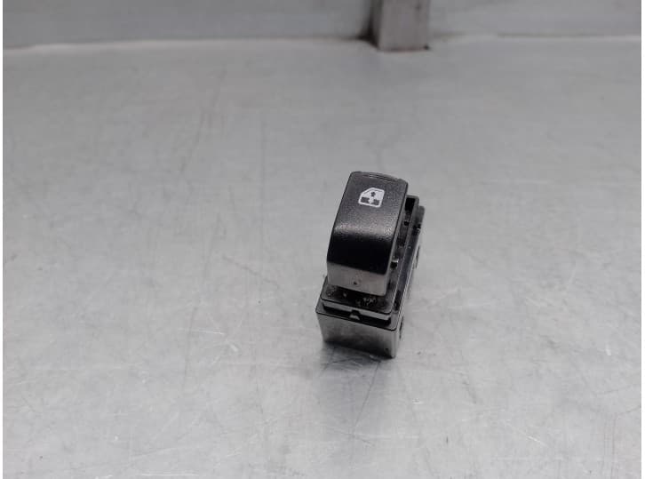 Recambio de mando elevalunas trasero derecho para chevrolet spark (m300) 1.2 referencia OEM IAM 202008913