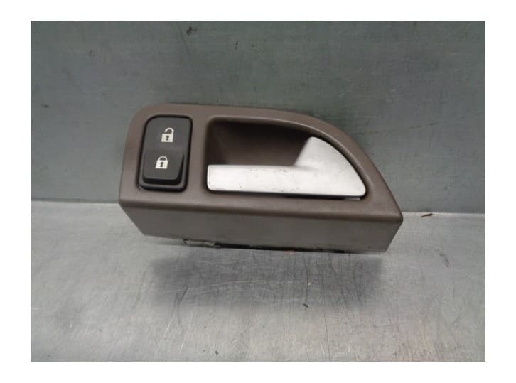 Recambio de maneta interior delantera derecha para volvo v50 (545) d5 referencia OEM IAM 8679157