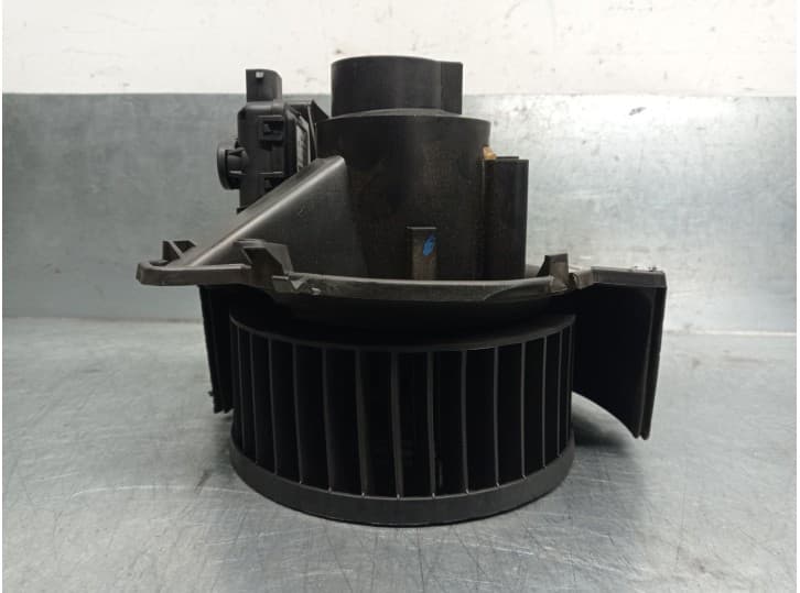Recambio de motor calefaccion para opel zafira a monospace (t98) 2.0 dti 16v (f75) referencia OEM IAM 1845062 T600ECCGE11 BEHR