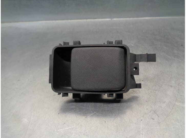 Recambio de maneta interior trasera derecha para mercedes-benz clase e t-model (s210) e 280 t (210.263) referencia OEM IAM A2107
