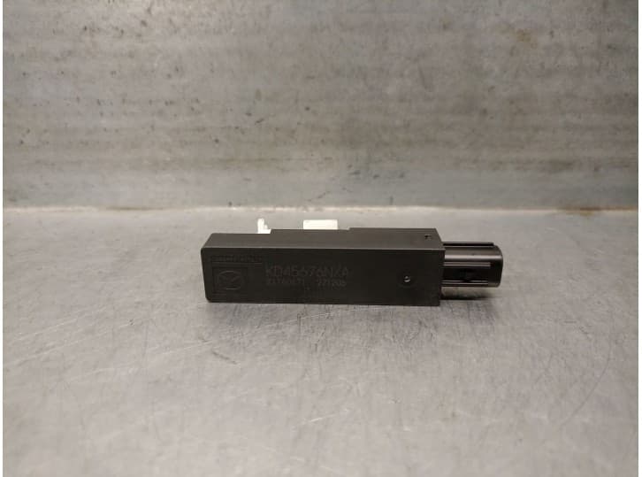 Recambio de antena para mazda mx-5 iv (nd__) 2.0 (nd6e) referencia OEM IAM KD45676NXA X1T60671
