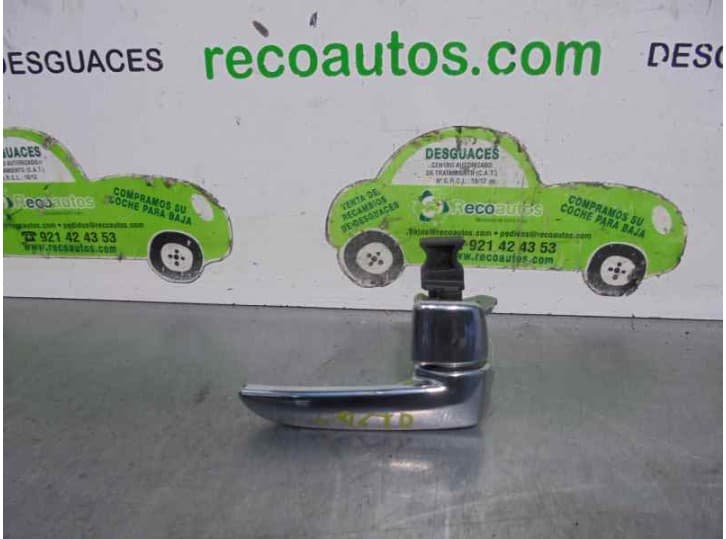 Recambio de maneta interior trasera derecha para mazda 6 hatchback (gg) 2.0 di (gg14) referencia OEM IAM
