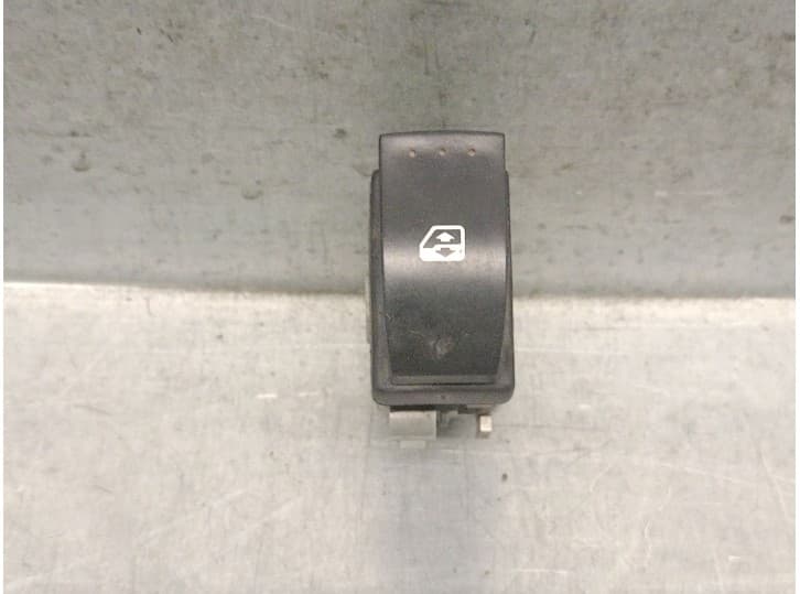 Recambio de mando elevalunas trasero derecho para renault grand scénic ii (jm0/1_) 1.9 dci (jm0g, jm12, jm1g, jm2c) referencia O