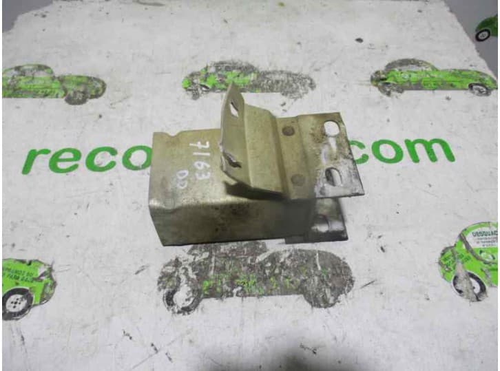 Recambio de refuerzo paragolpes delantero para land rover discovery ii (l318) 2.5 td5 4x4 referencia OEM IAM DERECHO DERECHO CES