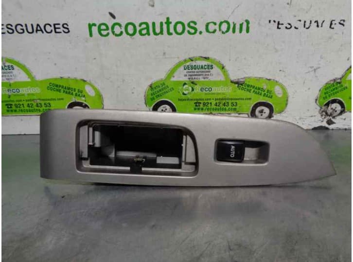 Recambio de mando elevalunas trasero derecho para lexus rx (_u3_) 300 (mcu35_) referencia OEM IAM 8403048070 8427048120