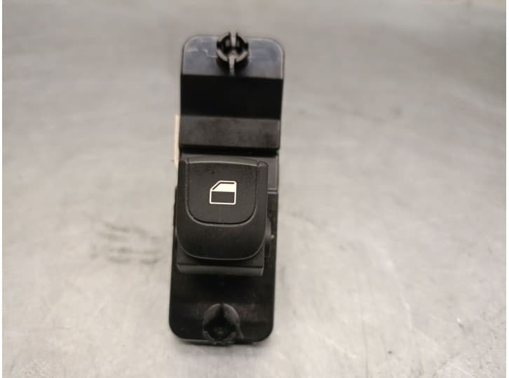 Recambio de mando elevalunas trasero izquierdo para kia stonic (yb) 1.0 t-gdi eco-dynamics+ referencia OEM IAM 93580H8000