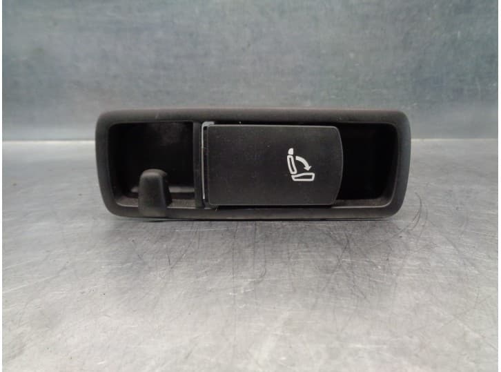 Recambio de cerradura asientos traseros para volkswagen passat b7 variant (365) 2.0 tdi referencia OEM IAM