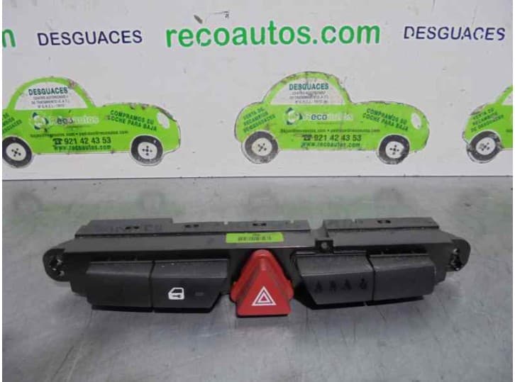 Recambio de warning para kia cee'd hatchback (ed) 1.6 crdi 90 referencia OEM IAM 937001H00
