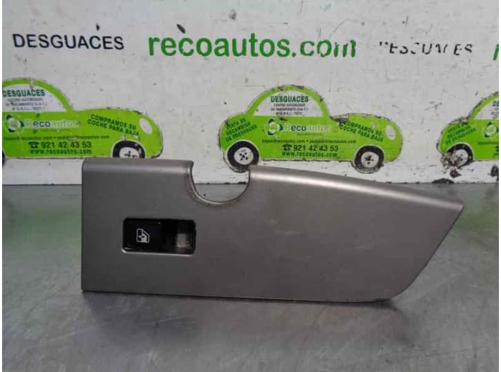 Recambio de mando elevalunas trasero derecho para tata safari (42_fd) 3.0 d referencia OEM IAM