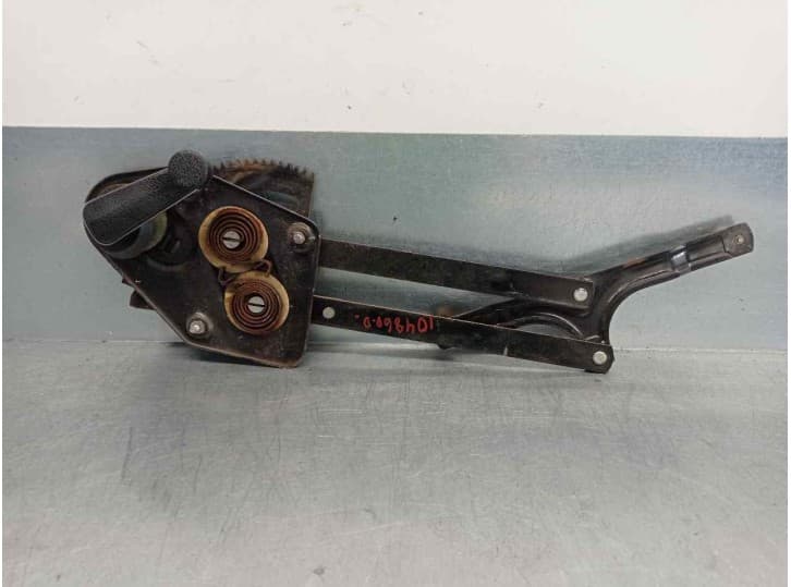 Recambio de elevalunas delantero derecho para renault 12 ts conf 847-99 referencia OEM IAM MANUAL 4 PUERTAS