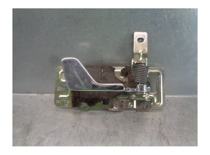 Recambio de maneta interior trasera derecha para rover 800 (xs) 827 si/sterling catalytic-conv (xs) referencia OEM IAM FVB10010