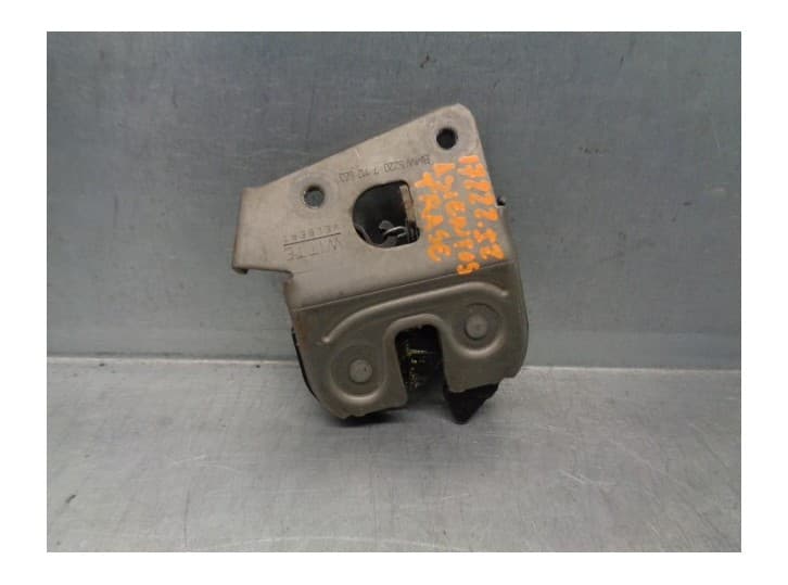 Recambio de cerradura asientos traseros para bmw 3 coupé (e92) 320 i referencia OEM IAM 52207112863