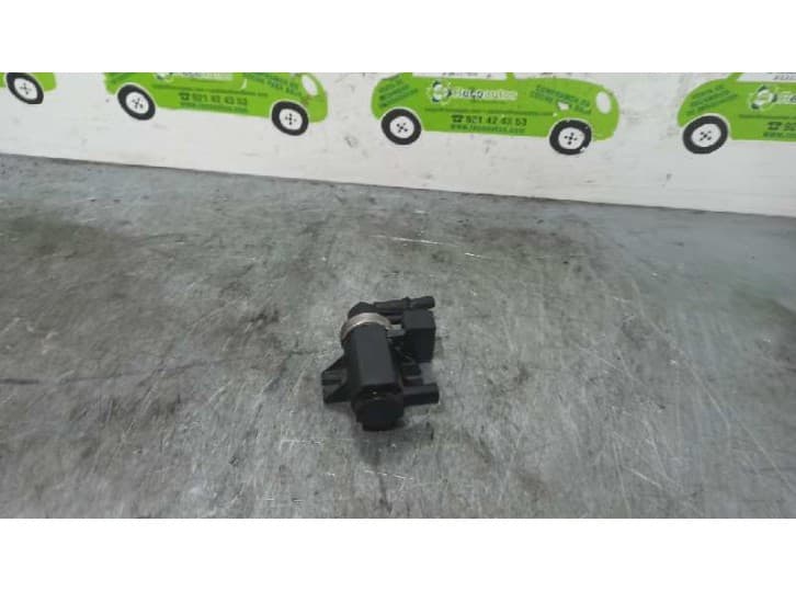 Recambio de electrovalvula vacio para mercedes-benz clase a (w169) a 180 cdi (169.007, 169.307) referencia OEM IAM 0051535528 70
