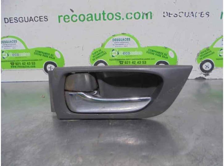Recambio de maneta interior delantera izquierda para toyota land cruiser prado (_j12_) 3.0 d-4d (kdj120, kdj125, kdj121) referen