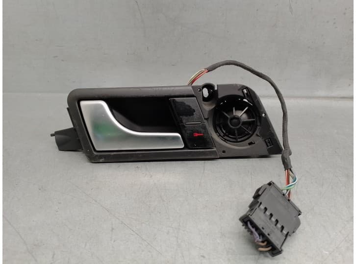 Recambio de maneta interior delantera izquierda para audi a2 (8z0) 1.6 fsi referencia OEM IAM 8Z0837019 4 PINES 5 PUERTAS