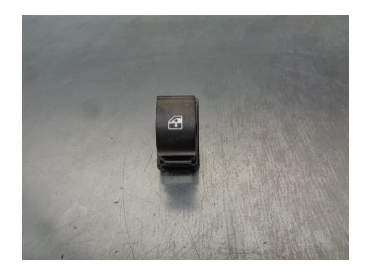 Recambio de mando elevalunas delantero derecho para fiat tipo station wagon (356_, 357_) 1.4 lpg (356wxf1b) referencia OEM IAM 0