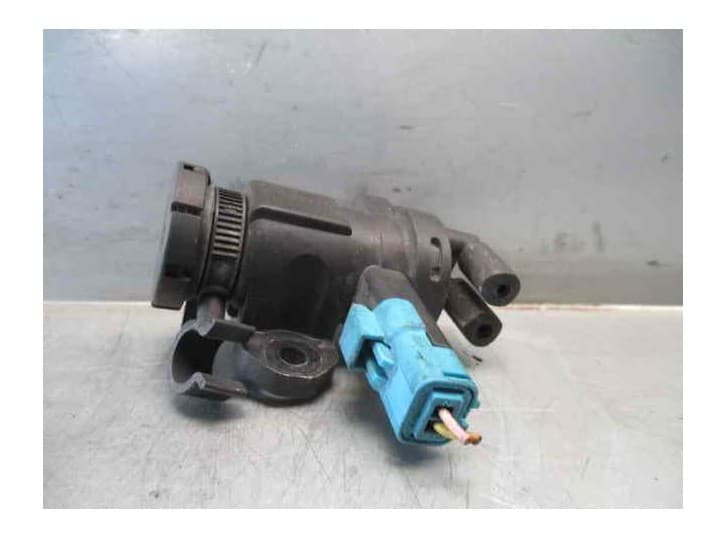 Recambio de electrovalvula vacio para citroën xsara (n1) 2.0 hdi 109 referencia OEM IAM 9635704380 0928400414 BOSCH