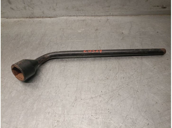 Recambio de llave rueda para land rover defender station wagon (l316, l315) 2.5 tdi 4x4 (l316) referencia OEM IAM NTC7829 NTC782